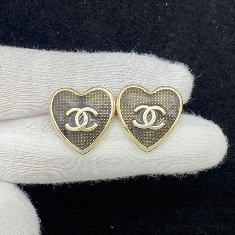 Chanel Heart Gold 18K Gold Earrings