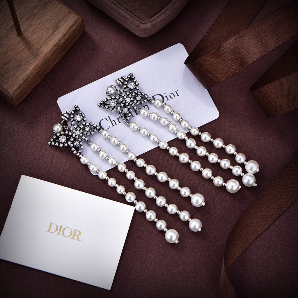 Dior Pearls Tassel Long 18K Gold Earrings
