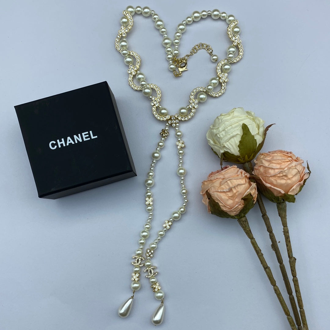 Chanel Pearl Chain 18K Gold Necklace