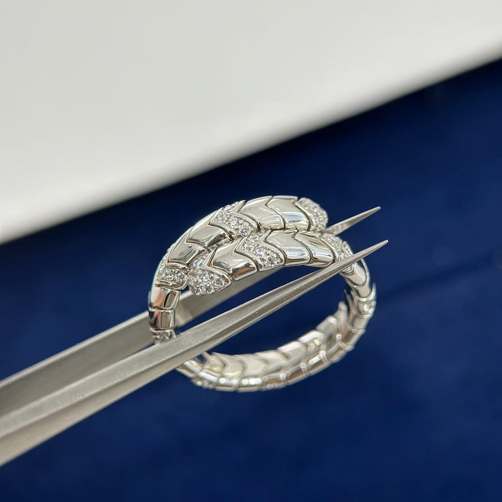 Bvlgari Serpenti Viper Pave Diamond 18K Gold Ring